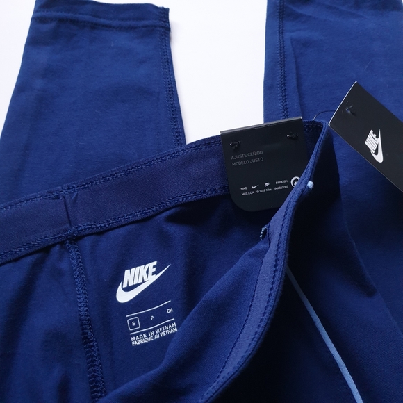 Nike Royal Blue Women's Pinstripe Workout Leggings Sz Small - Picture 8 of 9